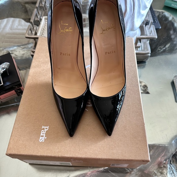 So Kate’s Christian Louboutin Black patent leather size 40. Box and dust bags - Picture 3 of 5